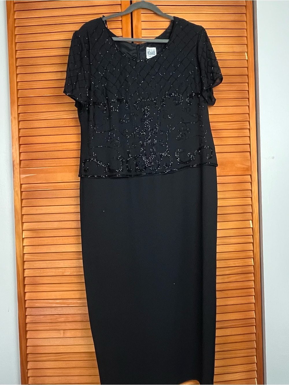 R&M Richards Black Short Sleeve Beaded Evening Dress